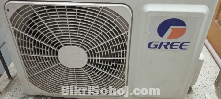 Gree 1.5 Ton non inverter Ac sell hobay